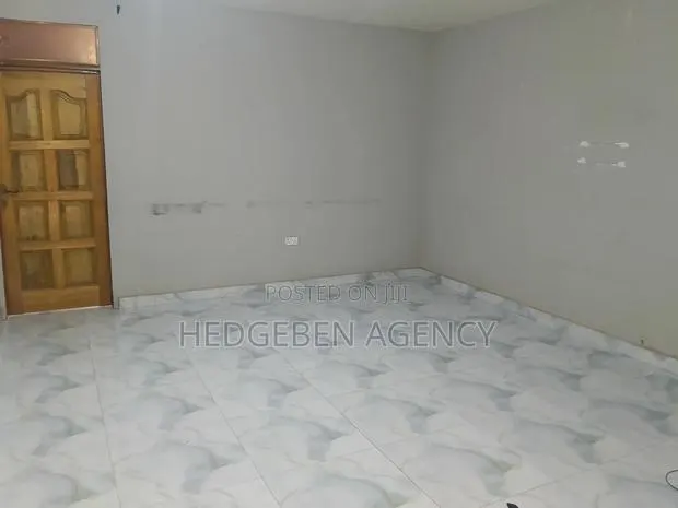 1bdrm Apartment in Commandos for rent · Photo 1