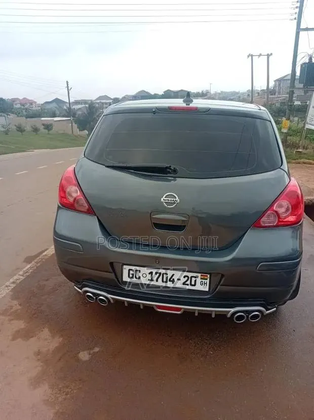 Nissan Versa 2007 Gray · Photo 4