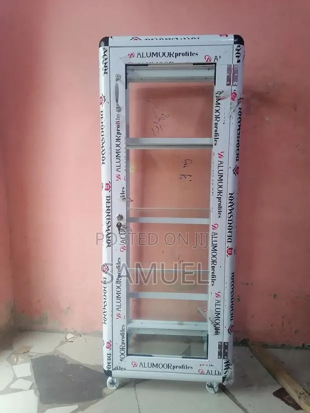 Upgrade Ur Space With Aluminium Show Case · Photo 1