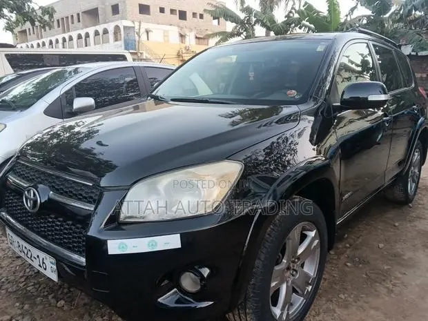 Toyota RAV4 2015 Black · Photo 1