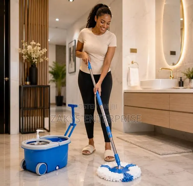 360 Rotating Spin Mop With Bucket · Photo 1