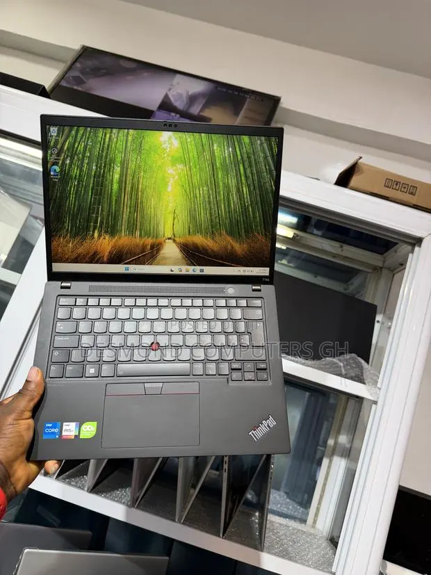 Laptop Lenovo ThinkPad T14s G4 16GB Intel Core i5 SSD 512GB