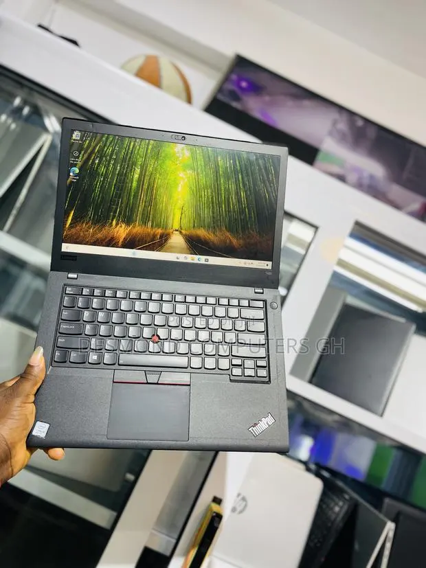 Laptop Lenovo ThinkPad T480 8GB Intel Core i5 SSD 256GB · Photo 1