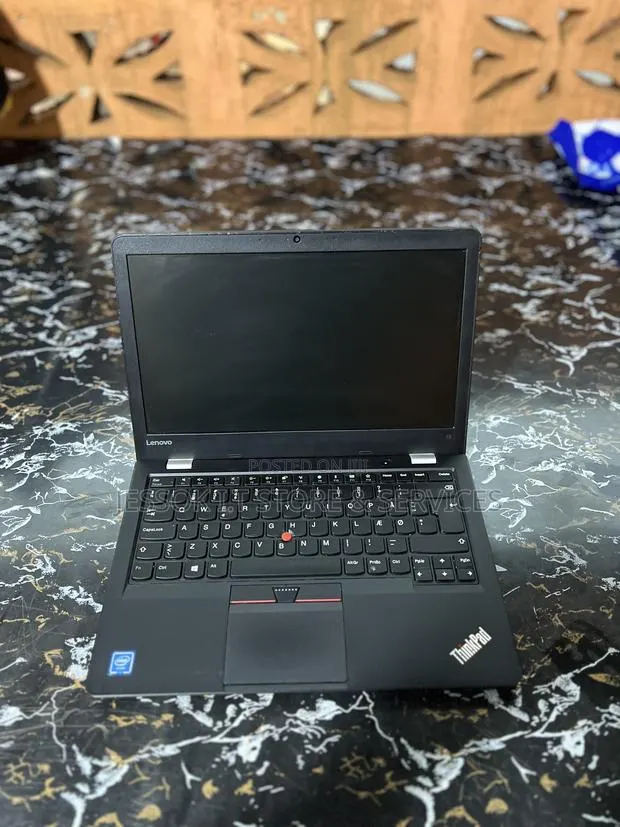 Laptop Lenovo ThinkPad 13 8GB Intel SSD 128GB · Photo 1