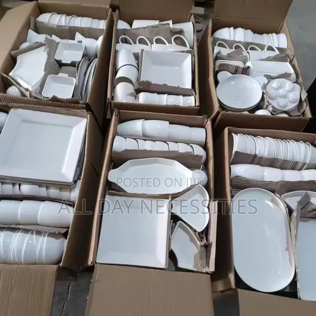 45-60pcs Ceramic Bowl, Plate and Cups · Photo 1