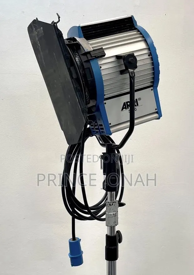 Rent/Hire Arri - 5000 Fresnel Tungsten Light Accra Ghana · Photo 1