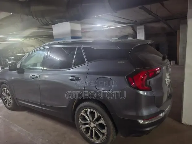 GMC Terrain SLT AWD 2018 Gray · Photo 1