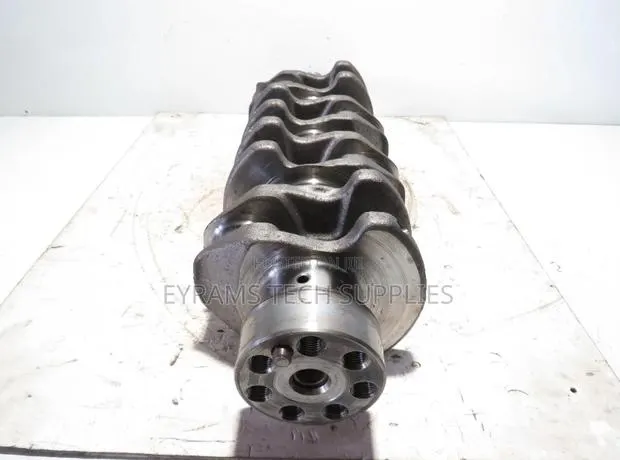 Nissan Qd32 Crankshaft · Photo 1