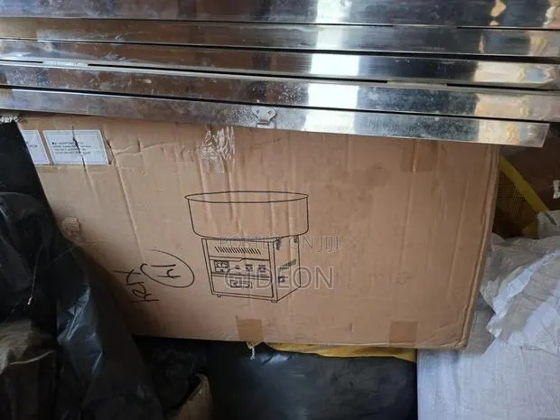 Large Cotton Candy Machine · Photo 1