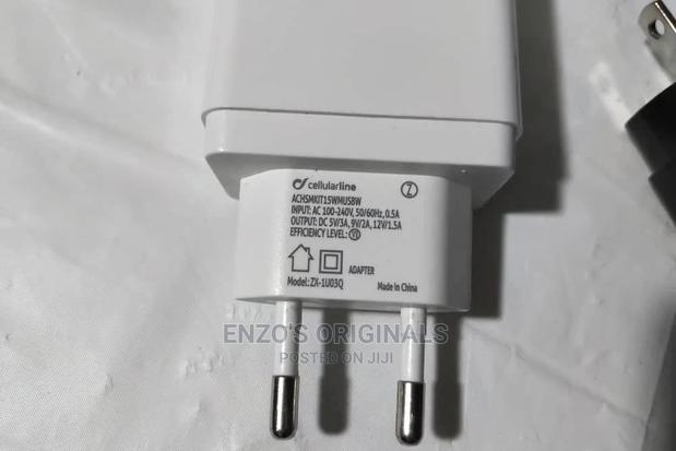 Fast Chargers Quick Charge 3.0 4.0 Phone Tablet Chargers · Photo 6
