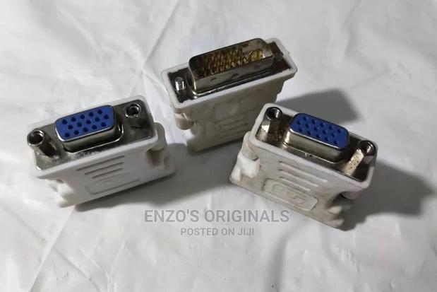 DVI to VGA Adapter · Photo 1