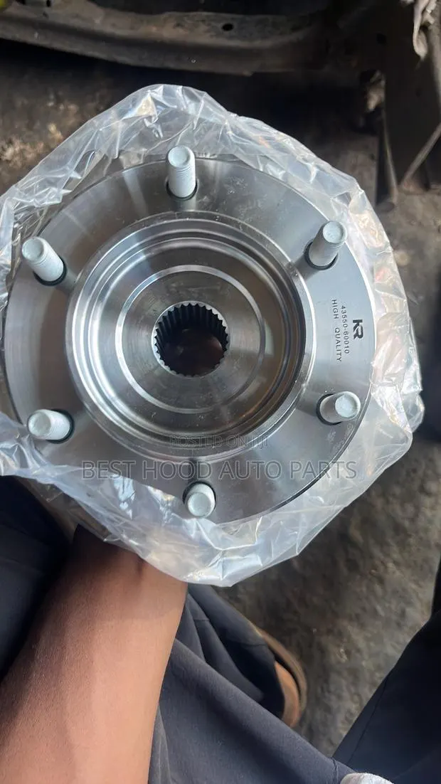 Toyota Land Cruiser Hub Bearing · Photo 1