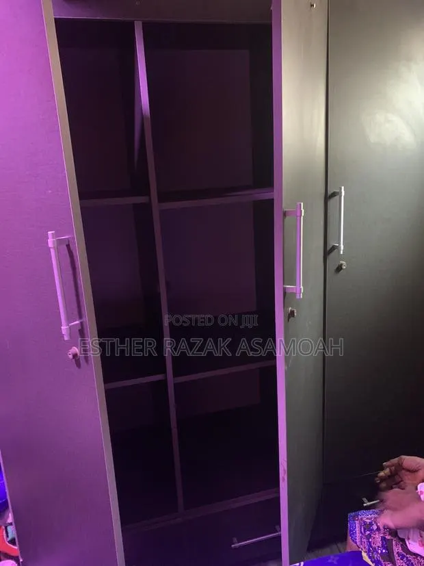 Fairly Used Wardrobe · Photo 1