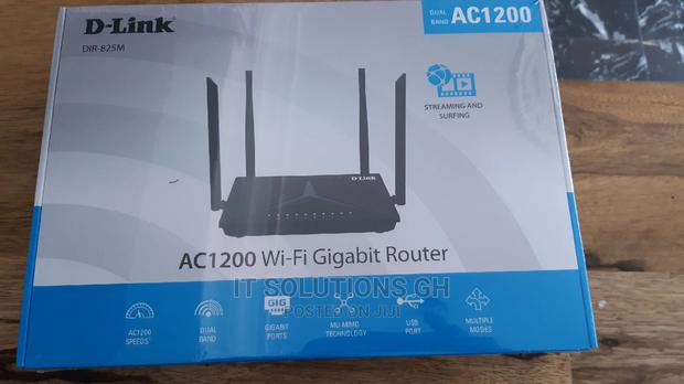 d'Link Router Dir825 · Photo 1