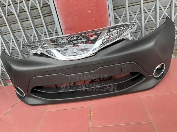 Nissan Qashqai 2014 2015 Front Bumper Complete · Photo 1