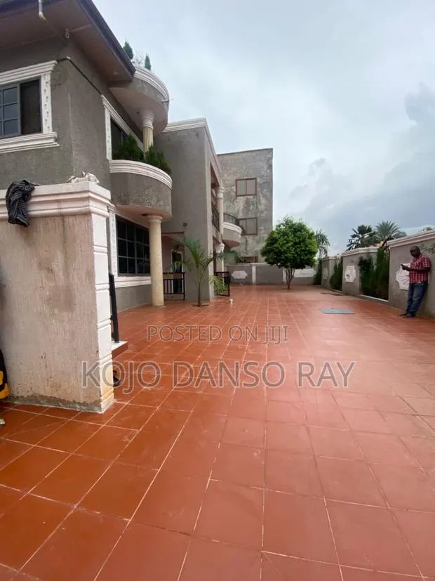 3bdrm Apartment in Pandak Agency, Adenta for rent · Photo 1