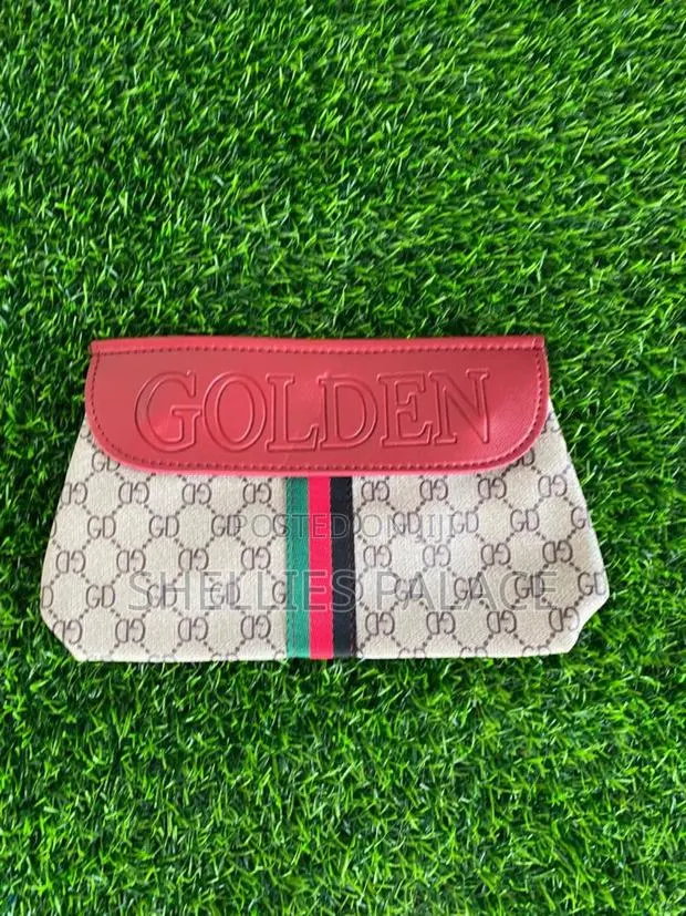 Fashion New Stripes Contrast Color Casual Diagonal Shoulder · Photo 1