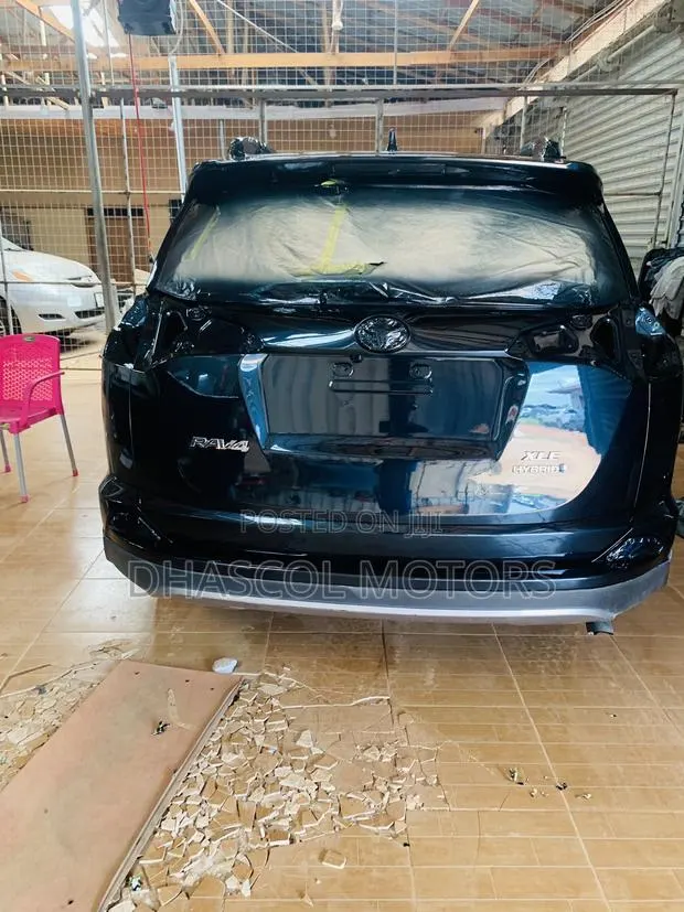 Oven Bake Spray - Sikkens Paint | Dhascol Motors Asokwa | Warranty · Photo 1