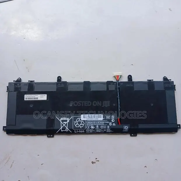 Original Hp Su06xl Battery For Hp Spectre X360 Convertible 15-df0xxx · Photo 1