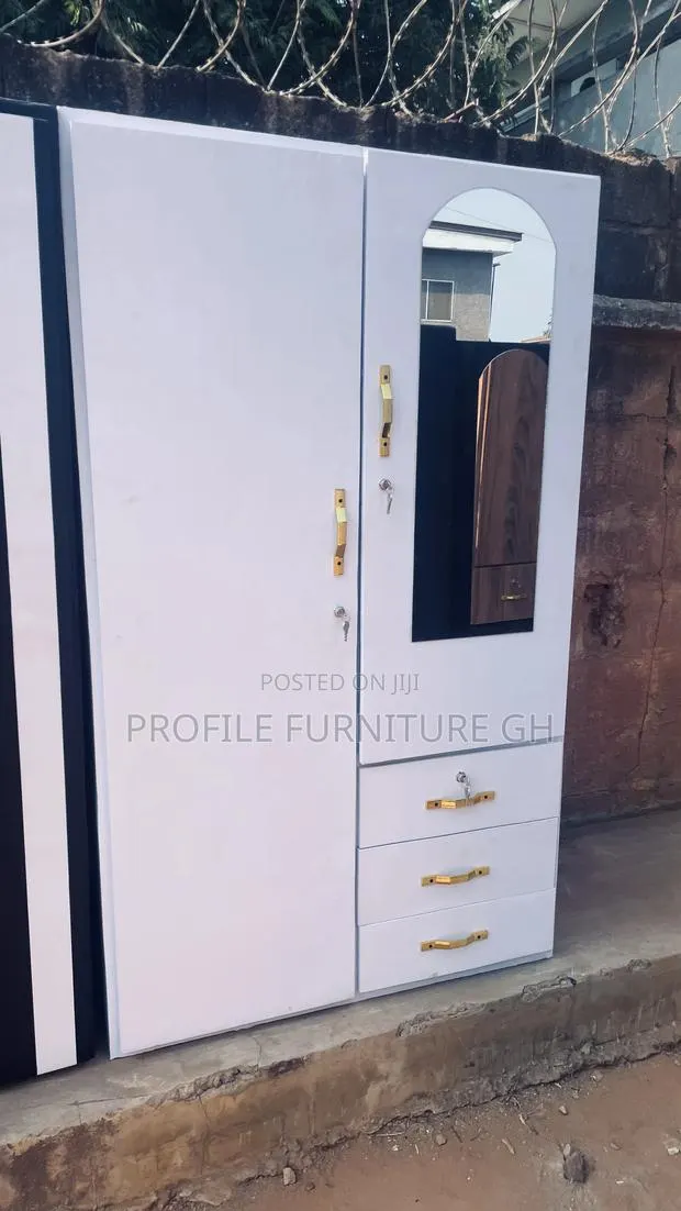Wardrobe With Color · Photo 1