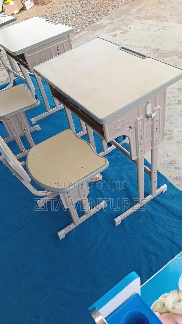 Study Desk With Adouble Metal. Leg · Photo 1