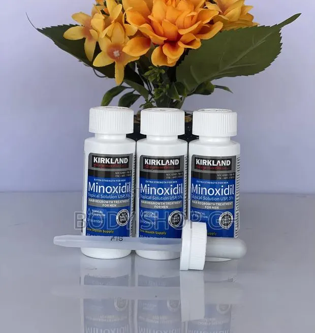 Kirkland Minoxidil Beard and Hairline Regrowth Oil · Photo 1