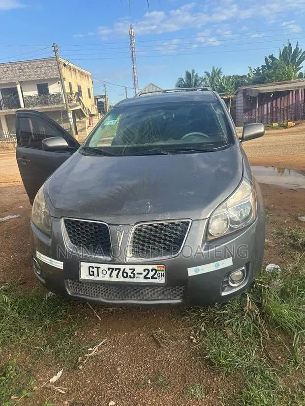 Pontiac Vibe 1.8L 2010 Gray · Photo 1