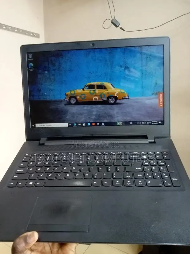 Laptop Lenovo 4GB AMD A6 HDD 500GB · Photo 1