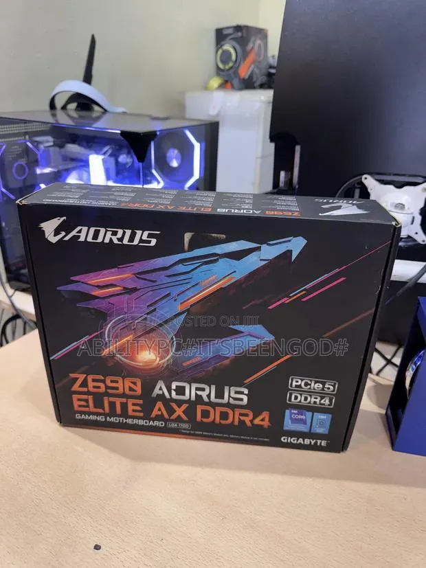 Aorus Z690 Elite DDR4 Board · Photo 1