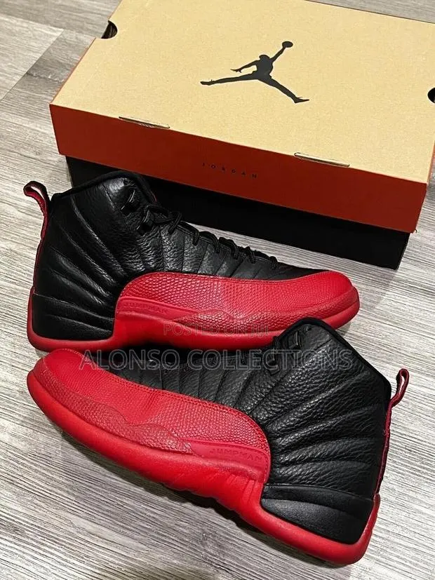 Jordan 12 Retro Red-Black · Photo 1