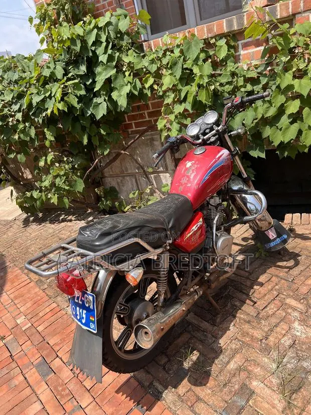 Royal RY125 2022 Red · Photo 1