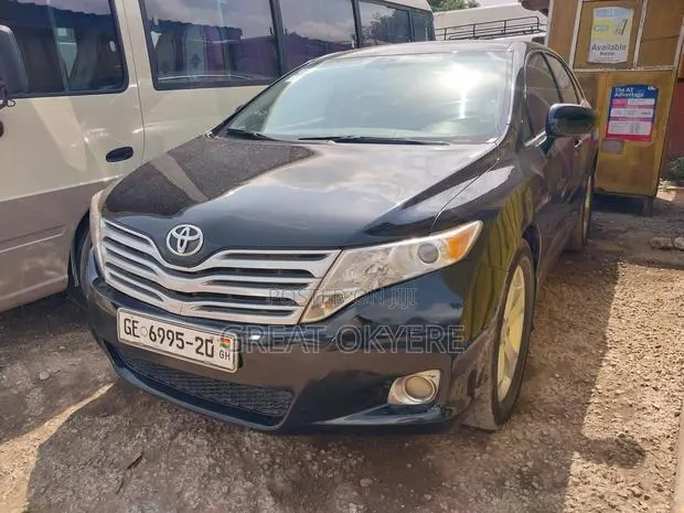 Toyota Venza AWD 2010 Black · Photo 1