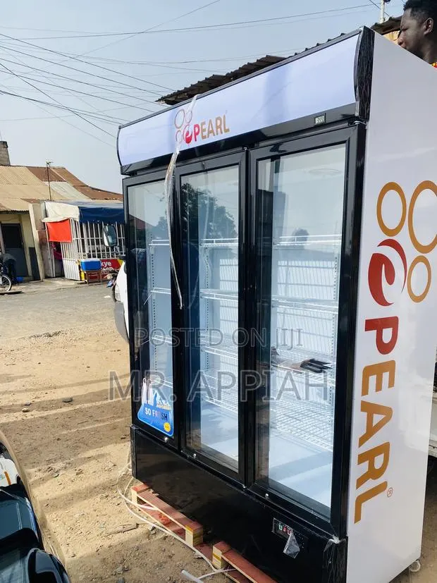 Authentic Pearl PVC-150 3 Door Electric Display Fridge. · Photo 1