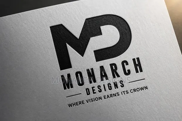 Graphic Designer · Photo 1