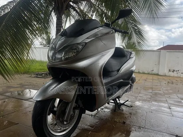 Yamaha Majesty 2012 Gray · Photo 1