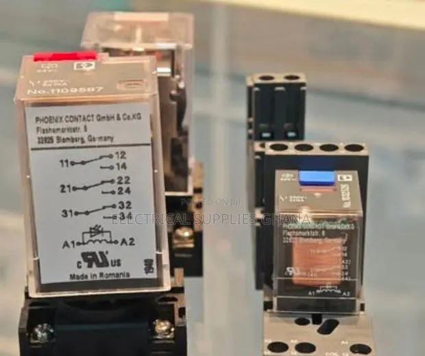 Electromechanical Relay 12v/24vdc 110v/230vac · Photo 1