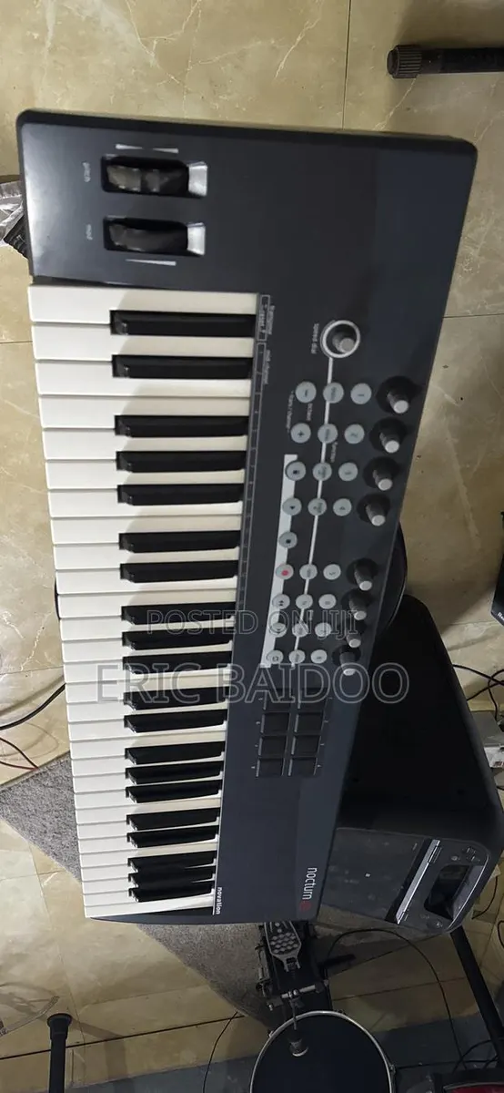 Novation Nocturn 49 · Photo 1