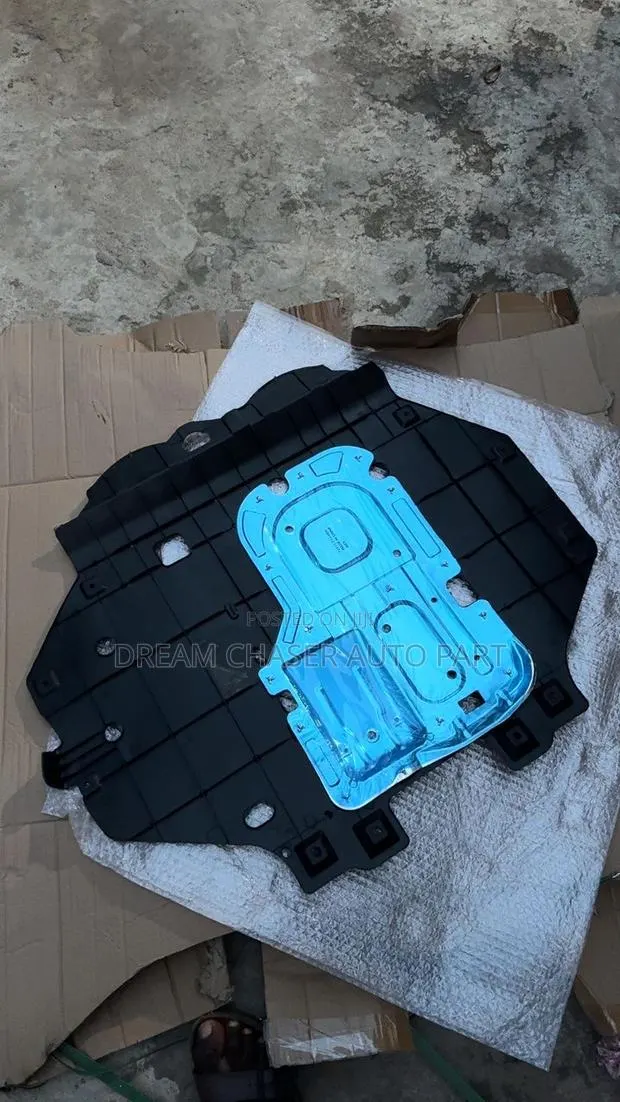 Original Under Panel for Honda Civic ,Crv,Accord and HRV · Photo 1