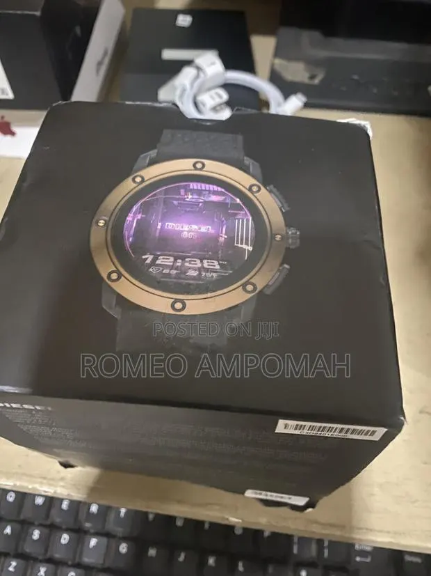 Diesel Axial Smart Watch eSIM Support New · Photo 1