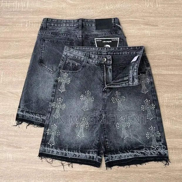 Designer-Inspired Men’S Denim Shorts – Trendy Rugged · Photo 1