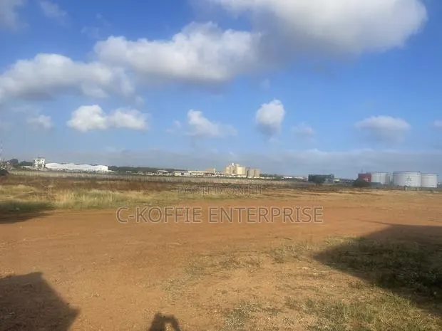 15.5 Acers Land at Tema Industrial Area. · Photo 1