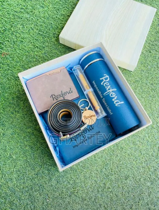 Customized Birthday Gift Set · Photo 1