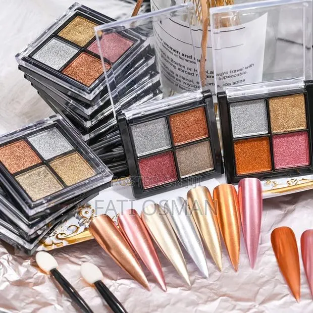 4 Grid Chrome Nail Magic Mirror Powder Palette · Photo 1