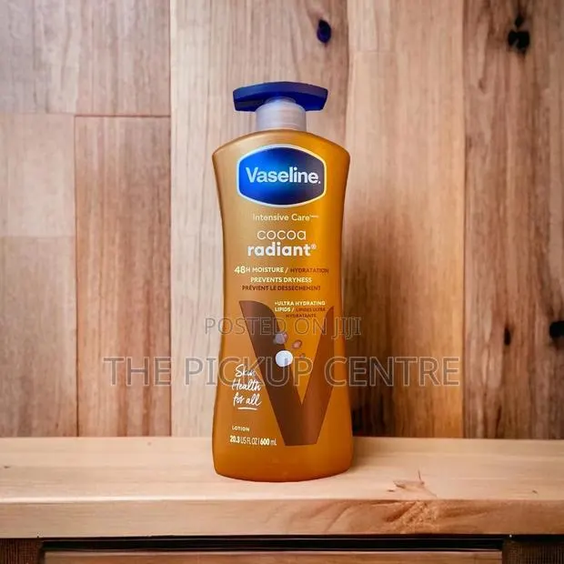 Vaseline
Intensive Care Body Lotion Cocoa Radiant 600ml · Photo 1