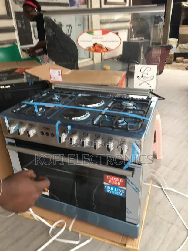 Ferre 60x90 4gas Two Electric Gas Cooker Built for Family-Sized Meals · Photo 1