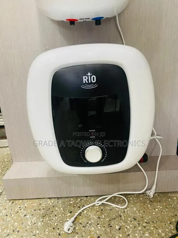 Rio 30Ltr Water Heater · Photo 1