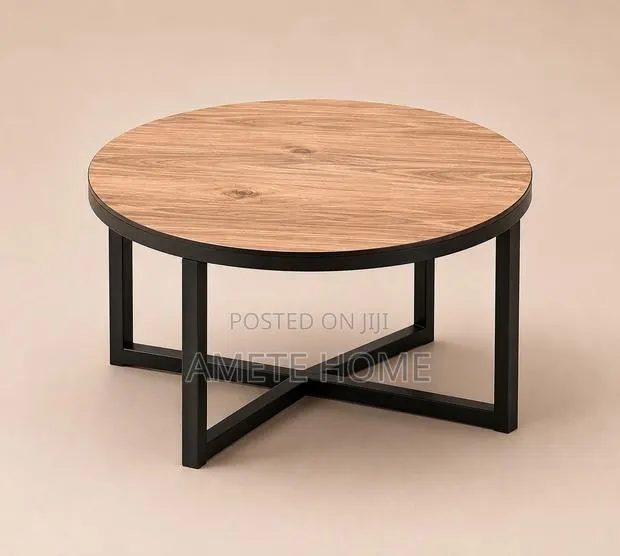 Small Round Coffee Table · Photo 1