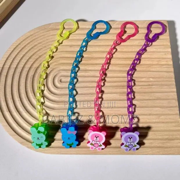 Baby Pacifier Clips – Cute Durable Holder · Photo 1