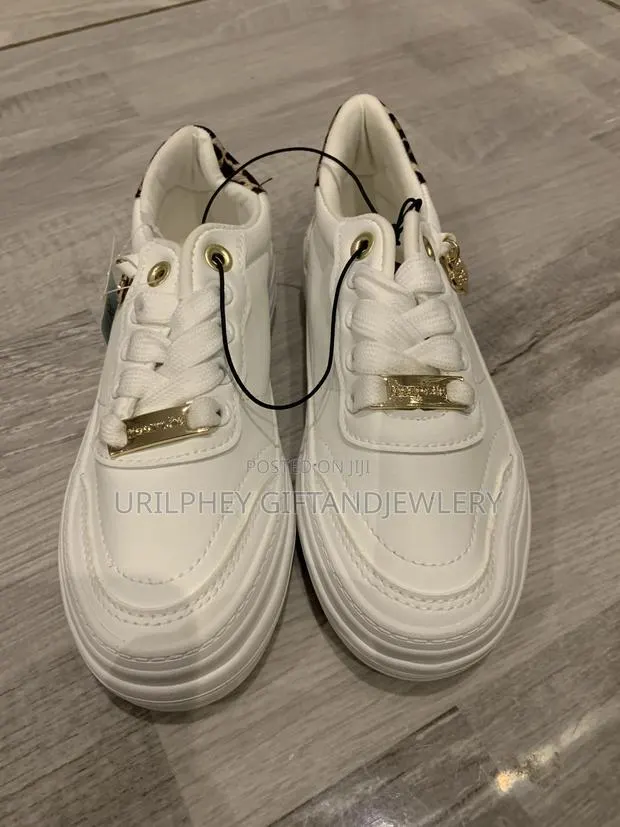 White Glam Platform Kid Sneakers With Leopard Print Heel Gold Detail · Photo 2