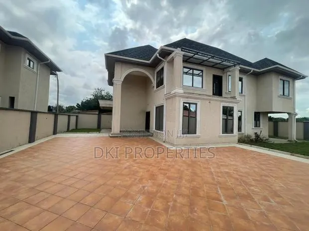 4bdrm House in Dki Properties, Adenta for sale · Photo 1